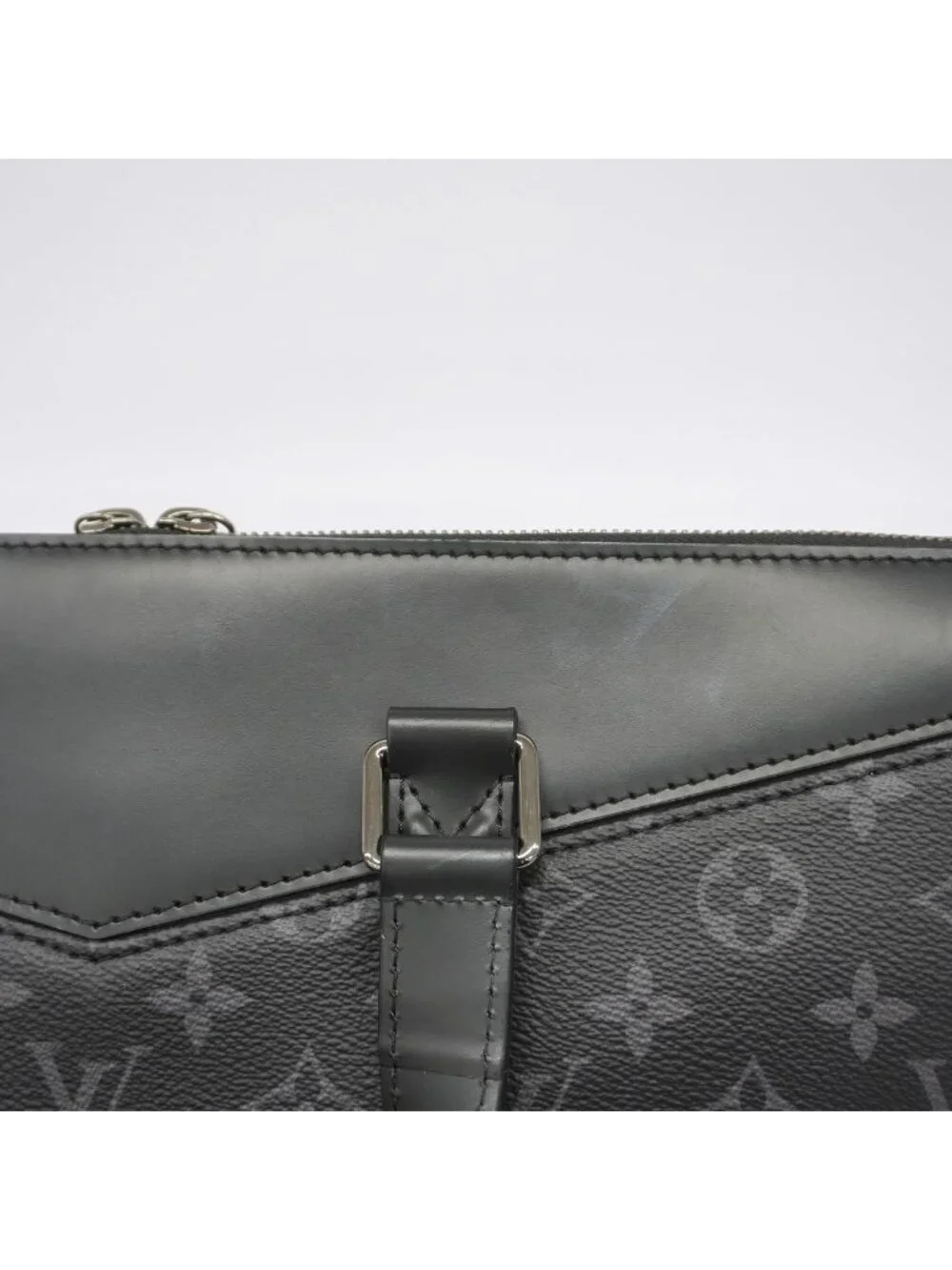 Louis Vuitton 14 stored